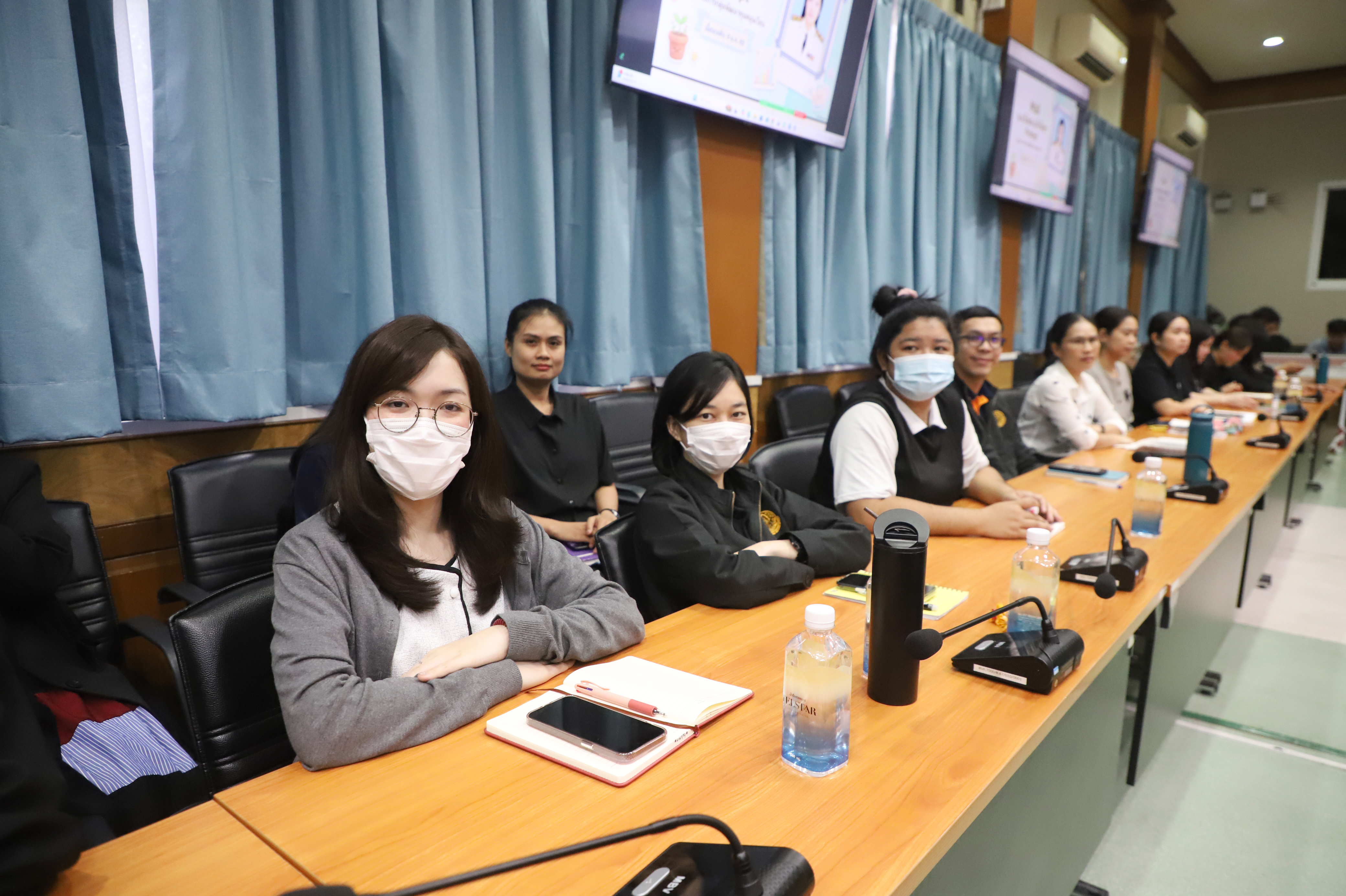 title - สำนักบริหารกองทุน (สบท.)  จัดการประชุมภายใน เพื่อติดตามเร่งรัดการดำเนินงานตามกรอบหน้าที่และตัวชี้วัด